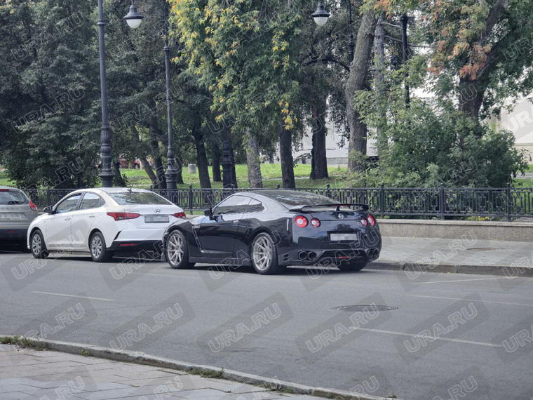 В Екатеринбурге сфотографировали японский спорткар как в фильме Форсаж