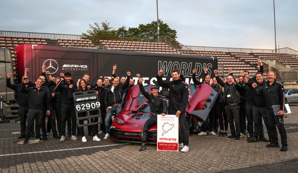 Серийный Mercedes-AMG One побил собственный рекорд Нюрбургринга