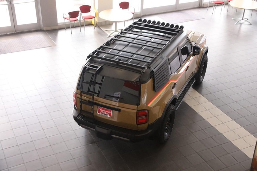 На SEMA прошел дебют эксклюзивного Toyota Land Cruiser Prado